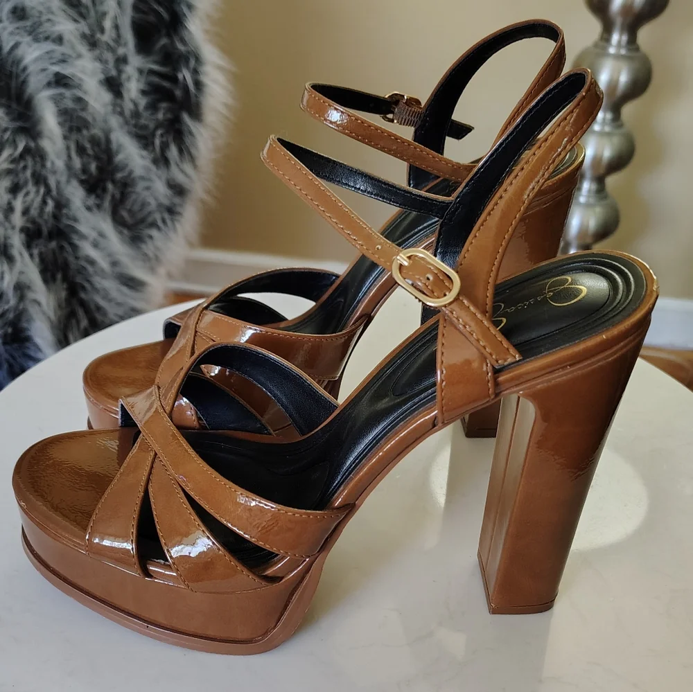 🆕⭐ Jessica Simpson Caramel Brown Platform Sandals